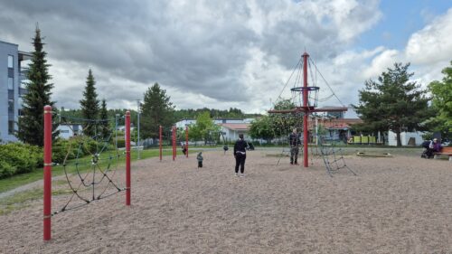 Pereen leikkipuisto