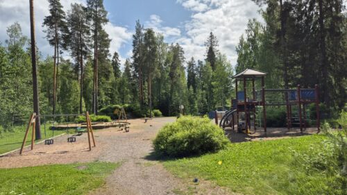 Laureeninkallion leikkikenttä