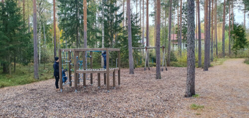 Tuulenpesän leikkikenttä
