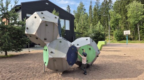 Ratsutilan leikkipuisto